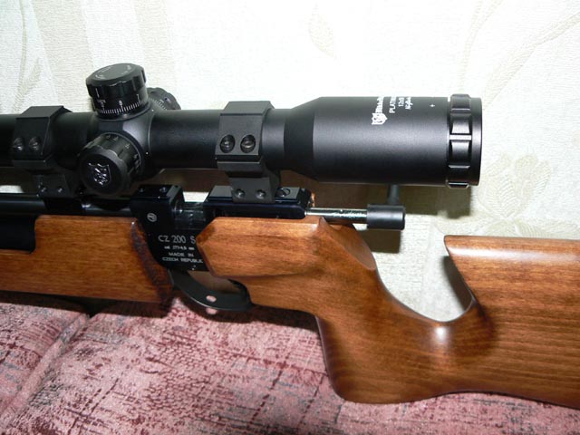640 x 480