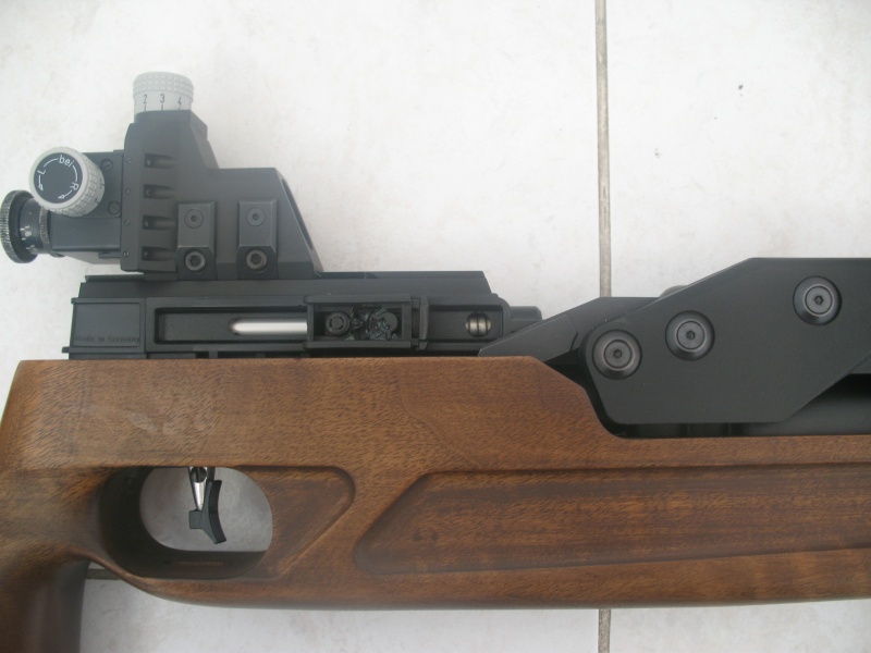 800 x 600