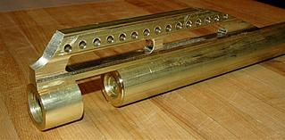 click for enlarge 800 X 393  45,9 Kb picture