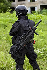 click for 
enlarge 853 X 1280 215,6 Kb picture